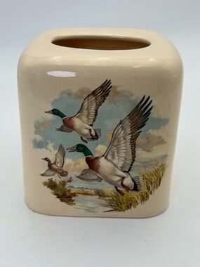Vintage Ducks In Flight Ceramic Tissue Box Cover - MCM Style